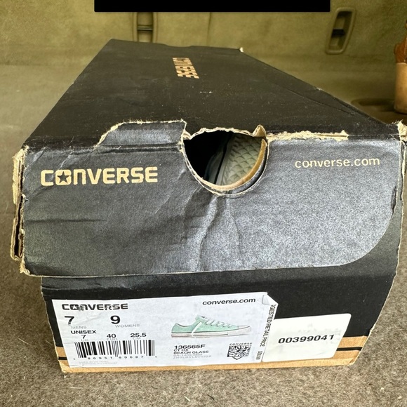 Converse - Picture 5 of 8